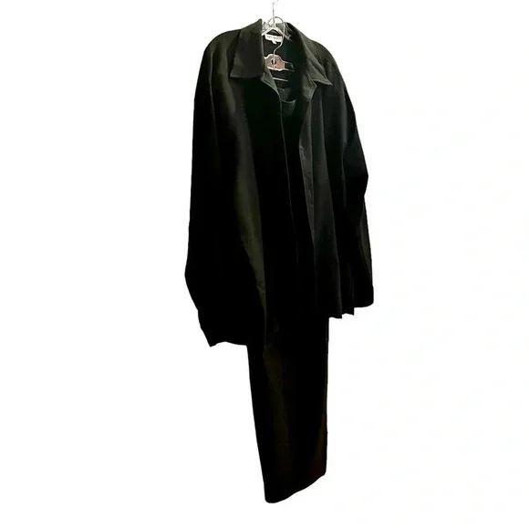 Men’s 2 Piece Leisure Suit. Black PantsMatching Black Jacket. Stylish Easy